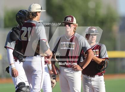 Thumbnail 2 in Spanish Fork vs. Maple Mountain (UHSAA 5A Final Game 1) photogallery.