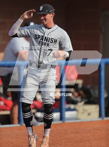 Thumbnail 3 in Spanish Fork vs. Maple Mountain (UHSAA 5A Final Game 1) photogallery.
