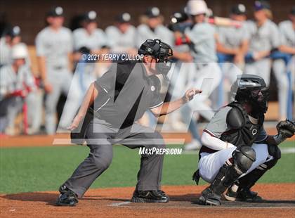 Thumbnail 3 in Spanish Fork vs. Maple Mountain (UHSAA 5A Final Game 1) photogallery.