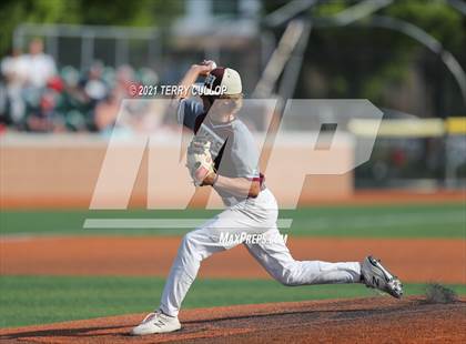 Thumbnail 2 in Spanish Fork vs. Maple Mountain (UHSAA 5A Final Game 1) photogallery.