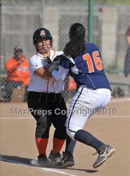 Thumbnail 1 in Cosumnes Oaks @ Foothill photogallery.