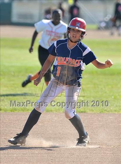 Thumbnail 1 in Cosumnes Oaks @ Foothill photogallery.
