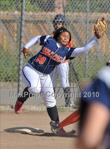 Thumbnail 2 in Cosumnes Oaks @ Foothill photogallery.