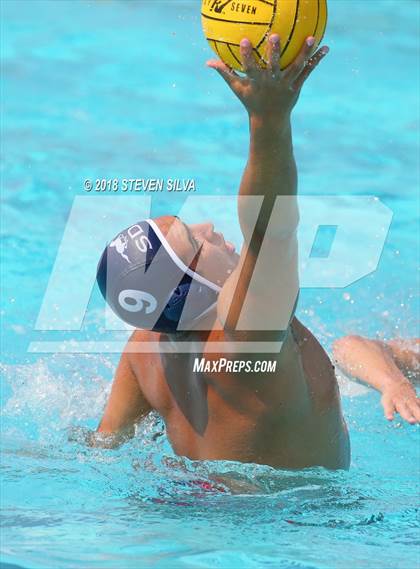 Thumbnail 2 in Patrick Henry vs. San Dieguito Academy (Draz Classic) photogallery.