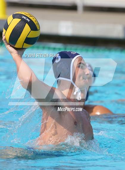 Thumbnail 2 in Patrick Henry vs. San Dieguito Academy (Draz Classic) photogallery.