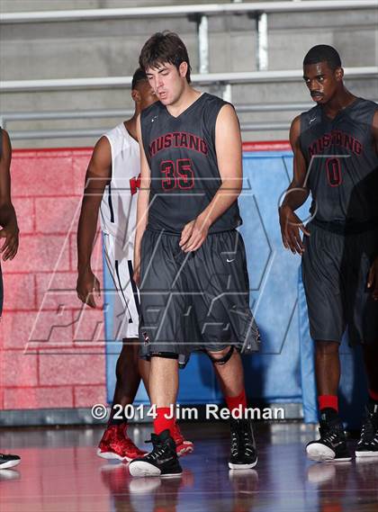 Thumbnail 3 in Kimball vs. Mustang (Thanksgiving Hoopfest) photogallery.
