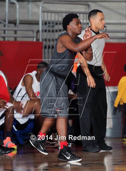 Thumbnail 3 in Kimball vs. Mustang (Thanksgiving Hoopfest) photogallery.
