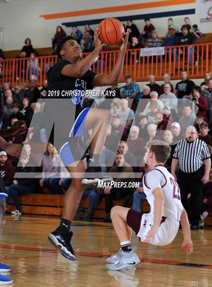 Thumbnail 3 in Sesser-Valier vs. Cairo (IHSA 1A Sectional Semifinal) photogallery.
