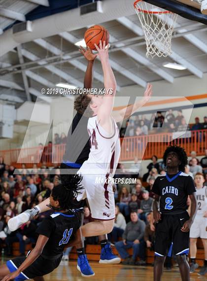 Thumbnail 1 in Sesser-Valier vs. Cairo (IHSA 1A Sectional Semifinal) photogallery.