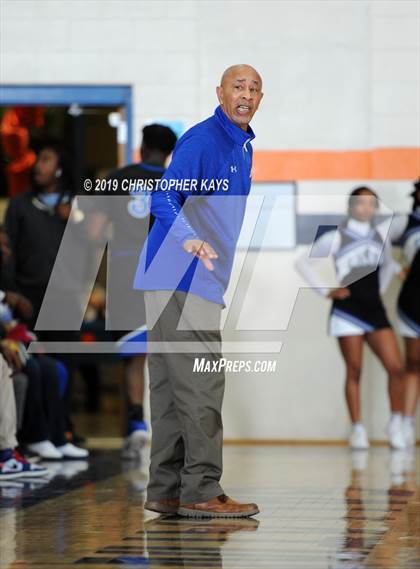 Thumbnail 1 in Sesser-Valier vs. Cairo (IHSA 1A Sectional Semifinal) photogallery.