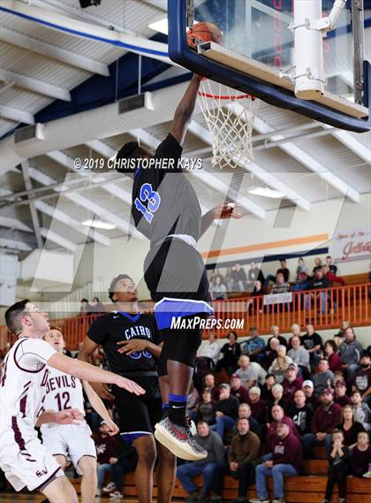 Thumbnail 1 in Sesser-Valier vs. Cairo (IHSA 1A Sectional Semifinal) photogallery.