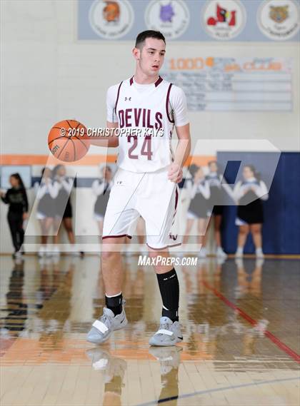 Thumbnail 2 in Sesser-Valier vs. Cairo (IHSA 1A Sectional Semifinal) photogallery.