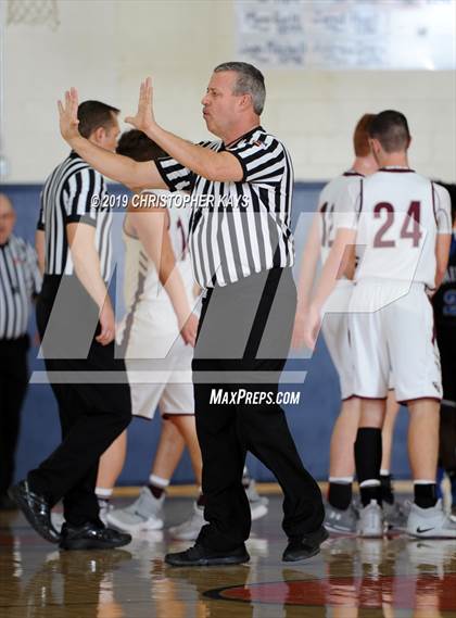 Thumbnail 1 in Sesser-Valier vs. Cairo (IHSA 1A Sectional Semifinal) photogallery.