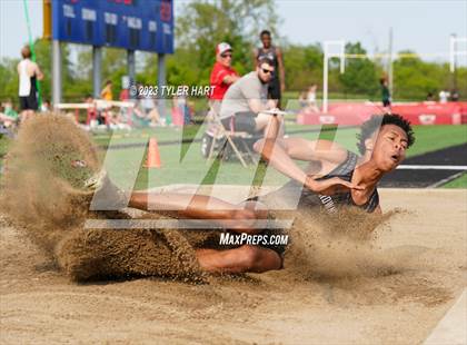 Thumbnail 2 in IHSAA Sectional #12 (Long Jump, High Jump, Pole Vault) photogallery.