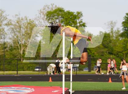 Thumbnail 2 in IHSAA Sectional #12 (Long Jump, High Jump, Pole Vault) photogallery.