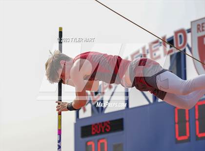 Thumbnail 1 in IHSAA Sectional #12 (Long Jump, High Jump, Pole Vault) photogallery.