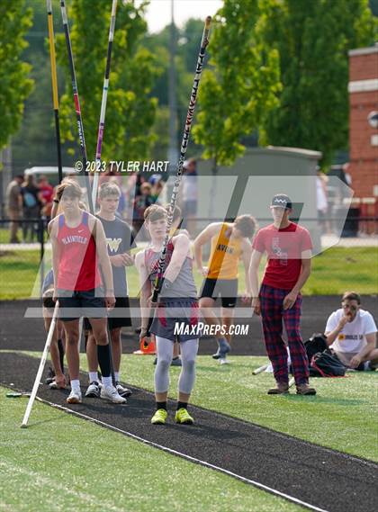 Thumbnail 2 in IHSAA Sectional #12 (Long Jump, High Jump, Pole Vault) photogallery.