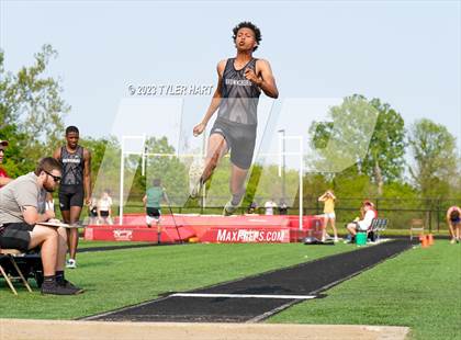 Thumbnail 3 in IHSAA Sectional #12 (Long Jump, High Jump, Pole Vault) photogallery.