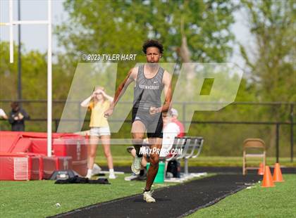 Thumbnail 1 in IHSAA Sectional #12 (Long Jump, High Jump, Pole Vault) photogallery.
