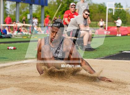 Thumbnail 2 in IHSAA Sectional #12 (Long Jump, High Jump, Pole Vault) photogallery.