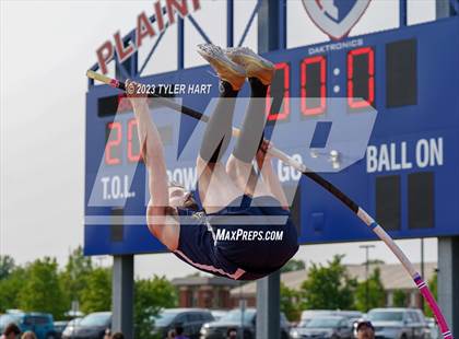 Thumbnail 1 in IHSAA Sectional #12 (Long Jump, High Jump, Pole Vault) photogallery.