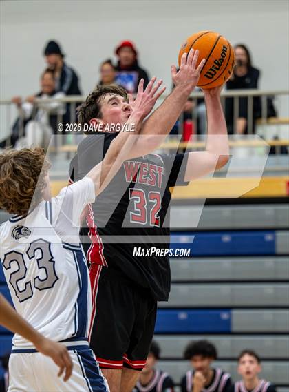 Thumbnail 2 in West @ Hunter photogallery.