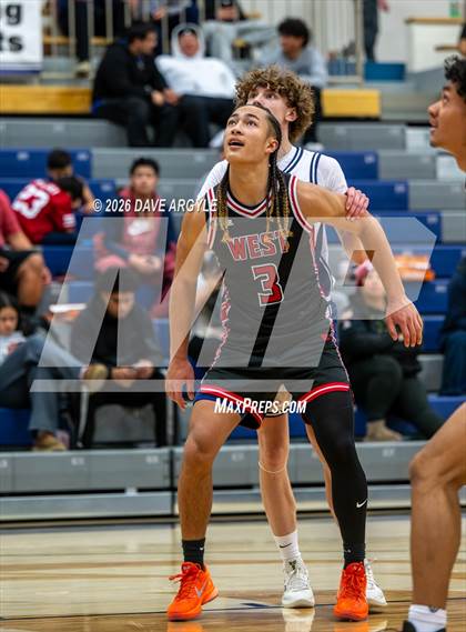 Thumbnail 2 in West @ Hunter photogallery.