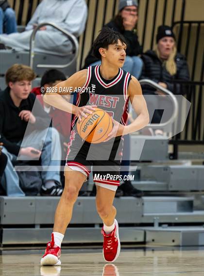 Thumbnail 2 in West @ Hunter photogallery.