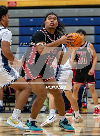 Thumbnail 2 in West @ Hunter photogallery.