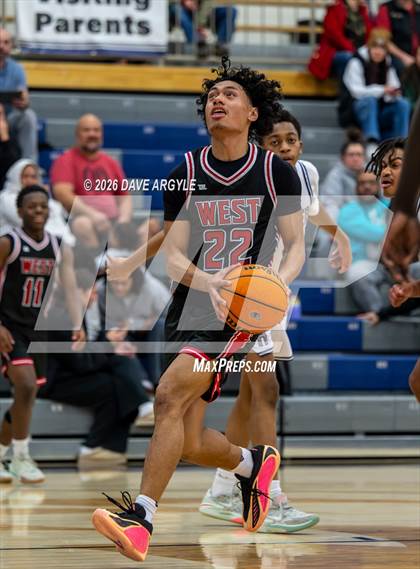 Thumbnail 2 in West @ Hunter photogallery.