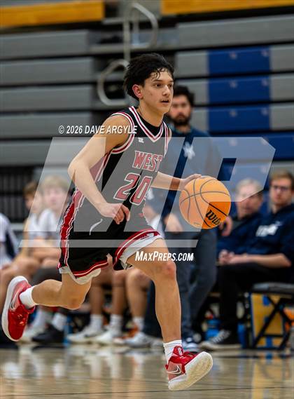 Thumbnail 3 in West @ Hunter photogallery.