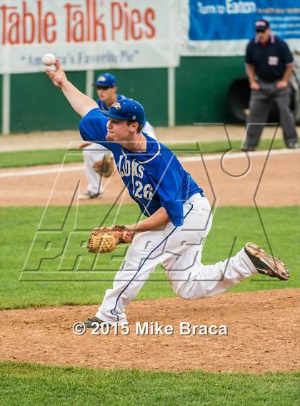 Thumbnail 2 in Pope John Paul II vs. Smith Academy (MIAA Division 4 Final) photogallery.