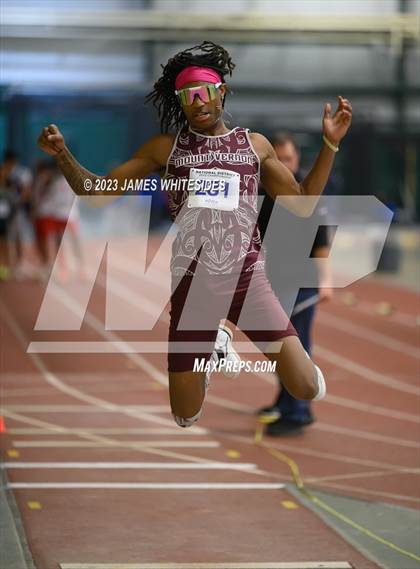 Thumbnail 3 in National District Indoor Track & Field Championships photogallery.