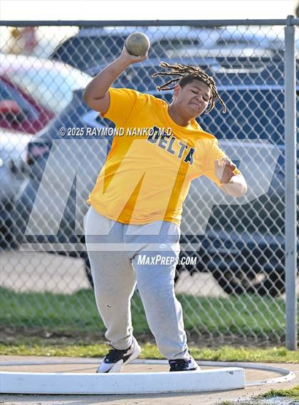 Thumbnail 2 in Pendleton Heights at Delta (Shot Put) photogallery.