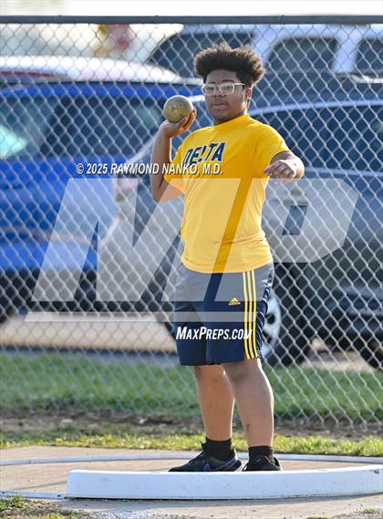 Thumbnail 2 in Pendleton Heights at Delta (Shot Put) photogallery.