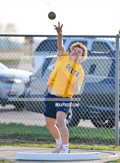 Thumbnail 3 in Pendleton Heights at Delta (Shot Put) photogallery.