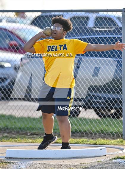 Thumbnail 2 in Pendleton Heights at Delta (Shot Put) photogallery.