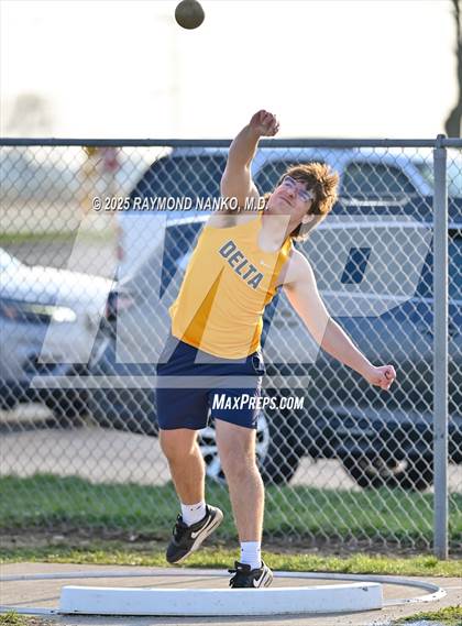 Thumbnail 2 in Pendleton Heights at Delta (Shot Put) photogallery.