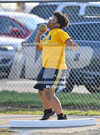 Thumbnail 3 in Pendleton Heights at Delta (Shot Put) photogallery.