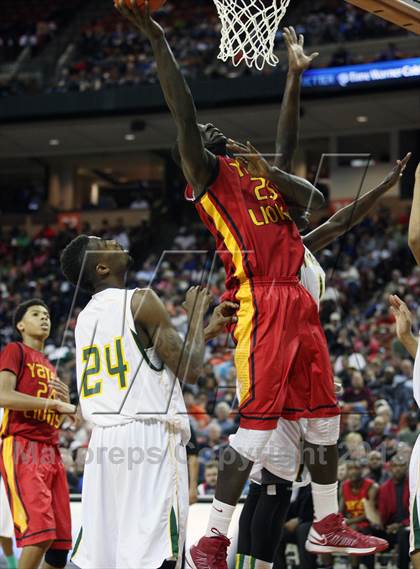 Thumbnail 2 in Yates vs. Madison (UIL 3A Final) photogallery.