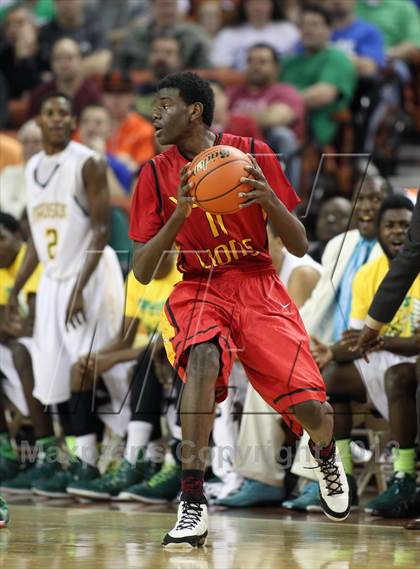 Thumbnail 1 in Yates vs. Madison (UIL 3A Final) photogallery.