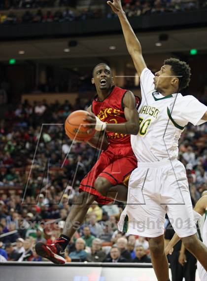 Thumbnail 1 in Yates vs. Madison (UIL 3A Final) photogallery.