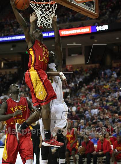 Thumbnail 1 in Yates vs. Madison (UIL 3A Final) photogallery.