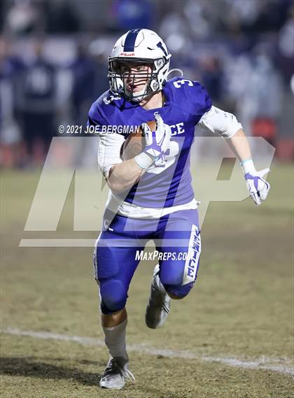 Thumbnail 1 in Independence @ Venice (CIF D5-AA Southern Regional Final) photogallery.