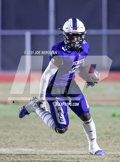 Thumbnail 2 in Independence @ Venice (CIF D5-AA Southern Regional Final) photogallery.