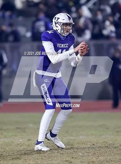 Thumbnail 1 in Independence @ Venice (CIF D5-AA Southern Regional Final) photogallery.