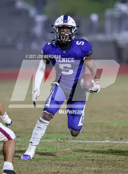 Thumbnail 1 in Independence @ Venice (CIF D5-AA Southern Regional Final) photogallery.