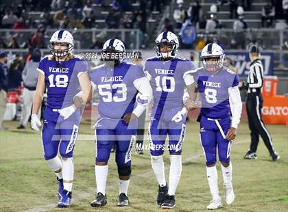 Thumbnail 3 in Independence @ Venice (CIF D5-AA Southern Regional Final) photogallery.