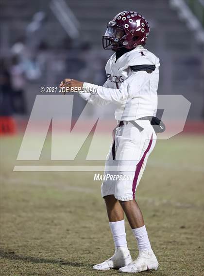 Thumbnail 1 in Independence @ Venice (CIF D5-AA Southern Regional Final) photogallery.