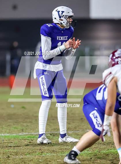 Thumbnail 2 in Independence @ Venice (CIF D5-AA Southern Regional Final) photogallery.